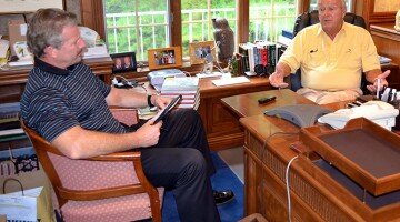 Lawrence Aylward interviews Arnold Palmer, 2011